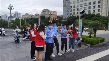 大桥水电践行 “周五齐动 靓丽西昌”志愿服务活动