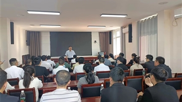 会铅锌公司举行招聘面试会
